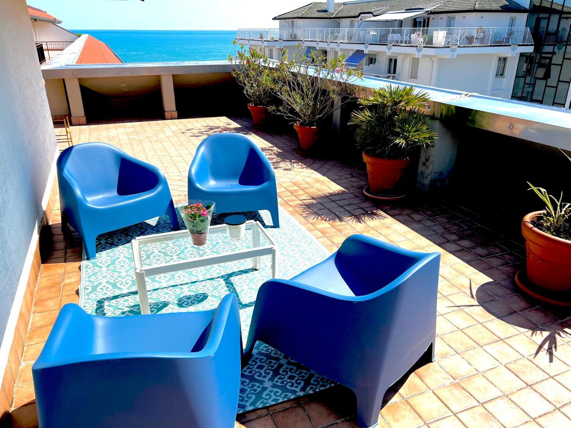 Апартаменти Blue Moon Penthouse Лідо-ді-Єзоло Екстер'єр фото